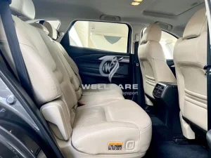 Alternative view of Mazda - CX 9-2023